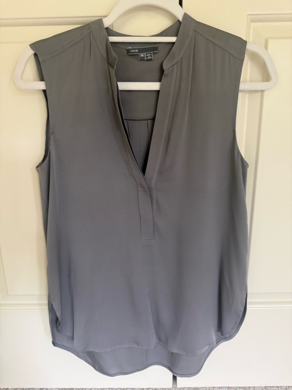 Vince Sleeveless Split V-Neck Camisole — Gray